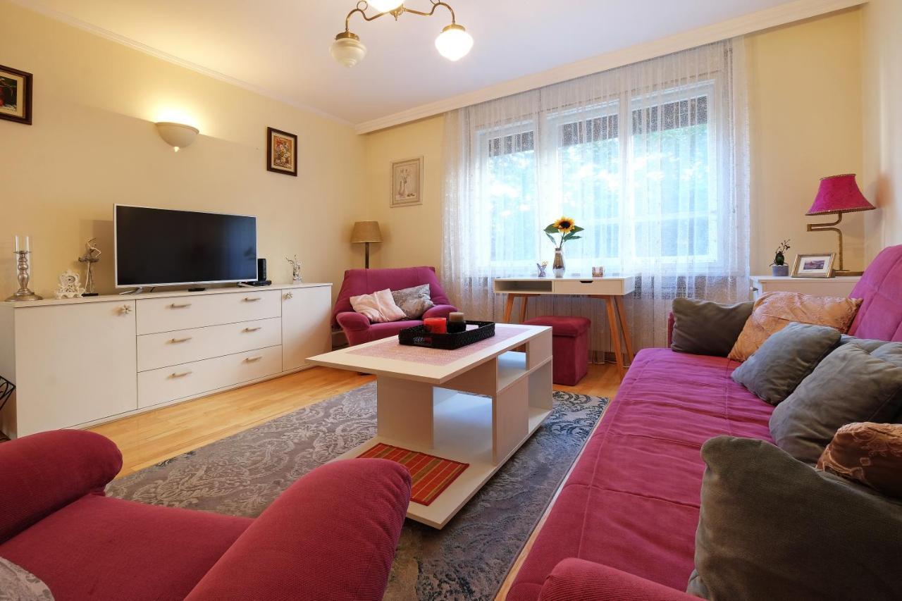 Paradise Starry Suite-City Center Белград Экстерьер фото